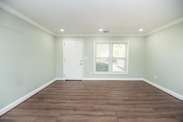 438 E Junior High Rd, Gaffney, SC 29340