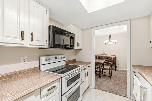 2021 Ticen Court, Beech Grove, IN 46107