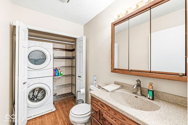 2021 Ticen Court, Beech Grove, IN 46107