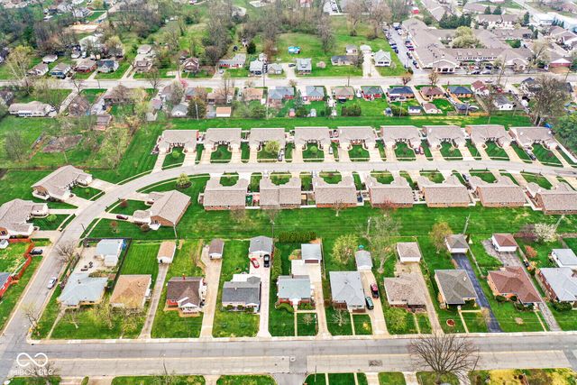 2021 Ticen Court, Beech Grove, IN 46107