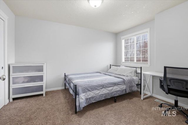 1579 E Ionia St, Meridian, ID 83642