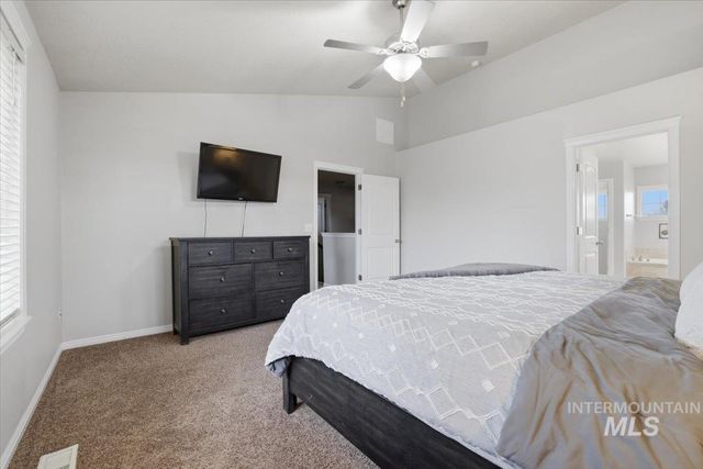 1579 E Ionia St, Meridian, ID 83642