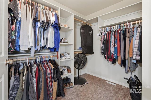 1579 E Ionia St, Meridian, ID 83642