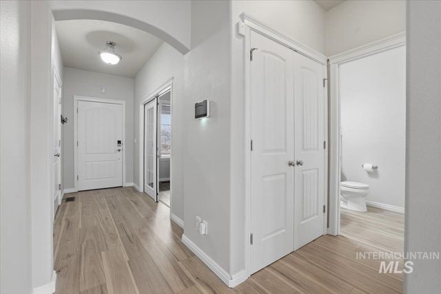 1579 E Ionia St, Meridian, ID 83642