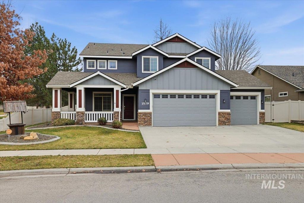 1579 E Ionia St, Meridian, ID 83642