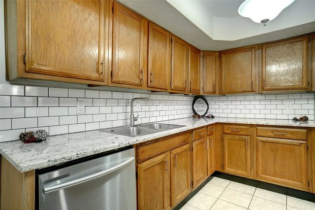 1600 Whittenburg Drive, Fort Worth, TX 76134