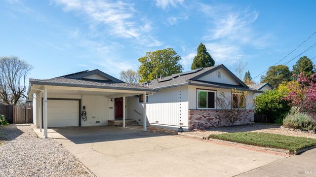 753 Nebraska Dr, Santa Rosa, CA 95405