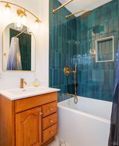 753 Nebraska Dr, Santa Rosa, CA 95405