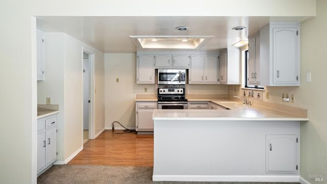 753 Nebraska Dr, Santa Rosa, CA 95405