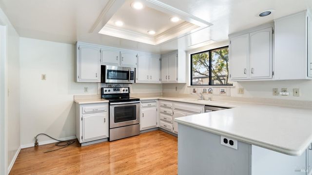753 Nebraska Dr, Santa Rosa, CA 95405