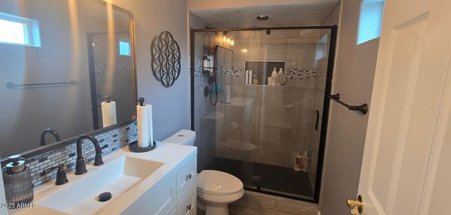 1502 S PROSPECTORS Road, Apache Junction, AZ 85119