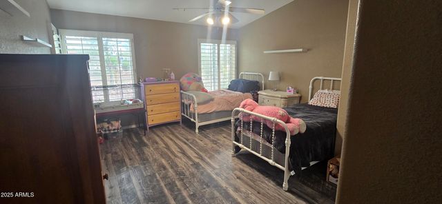 1502 S PROSPECTORS Road, Apache Junction, AZ 85119