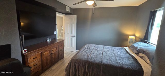 1502 S PROSPECTORS Road, Apache Junction, AZ 85119