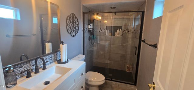 1502 S PROSPECTORS Road, Apache Junction, AZ 85119