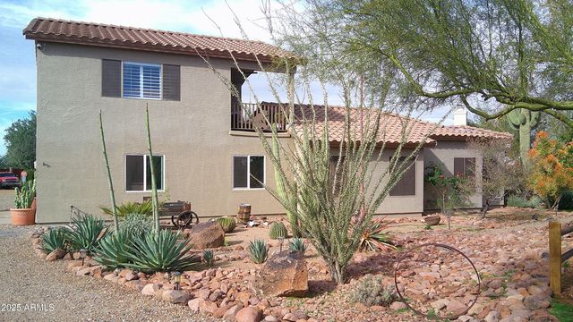 1502 S PROSPECTORS Road, Apache Junction, AZ 85119