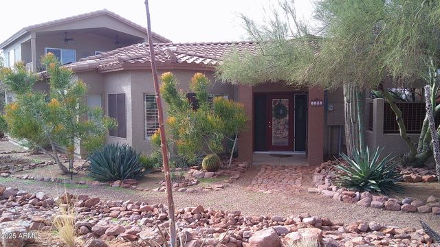 1502 S PROSPECTORS Road, Apache Junction, AZ 85119