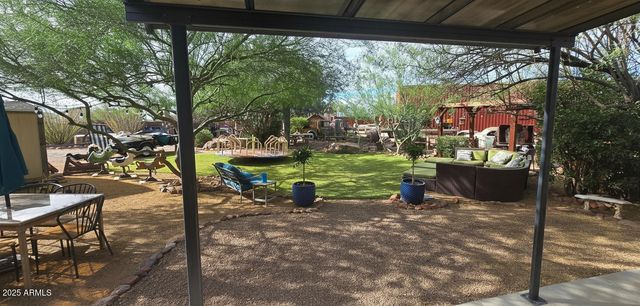 1502 S PROSPECTORS Road, Apache Junction, AZ 85119