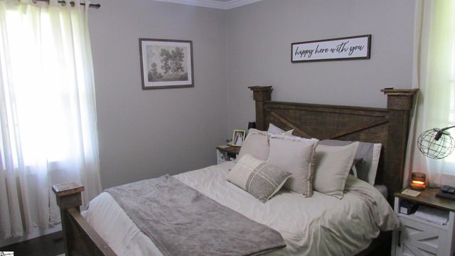 1071 Bethel Church Road, Laurens, SC 29360