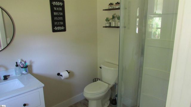 1071 Bethel Church Road, Laurens, SC 29360