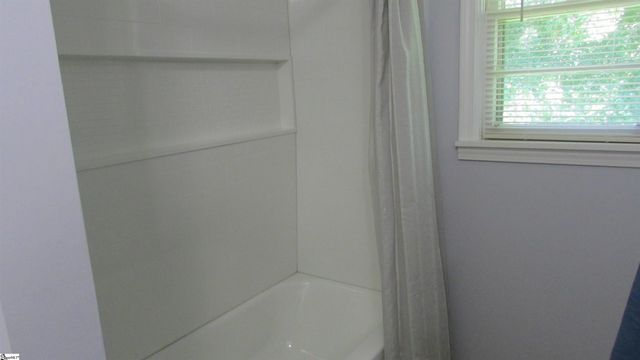1071 Bethel Church Road, Laurens, SC 29360