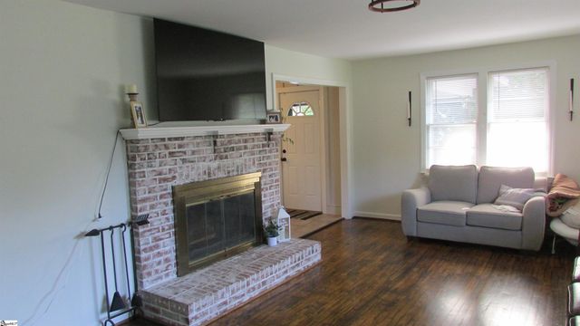 1071 Bethel Church Road, Laurens, SC 29360