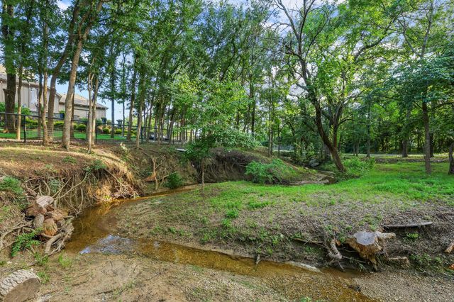 1317 Hunt Road, Gunter, TX 75058