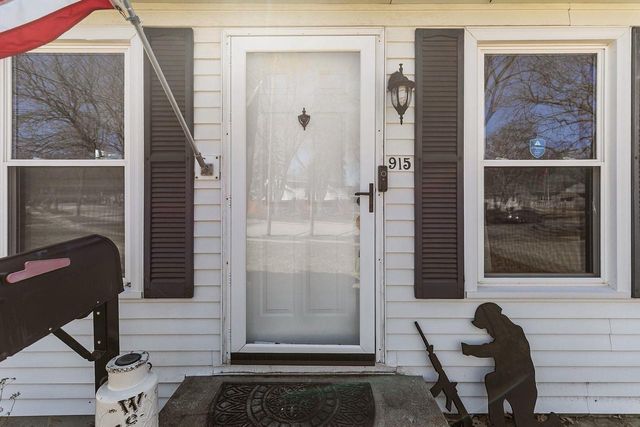 915 TWILIGHT DRIVE, De Pere, WI 54115