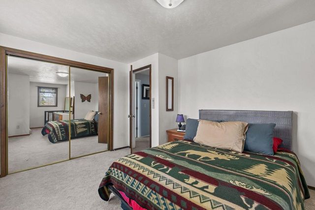 915 TWILIGHT DRIVE, De Pere, WI 54115