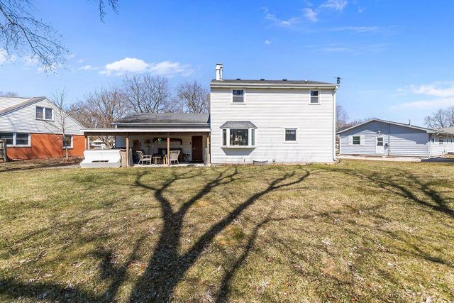 915 TWILIGHT DRIVE, De Pere, WI 54115