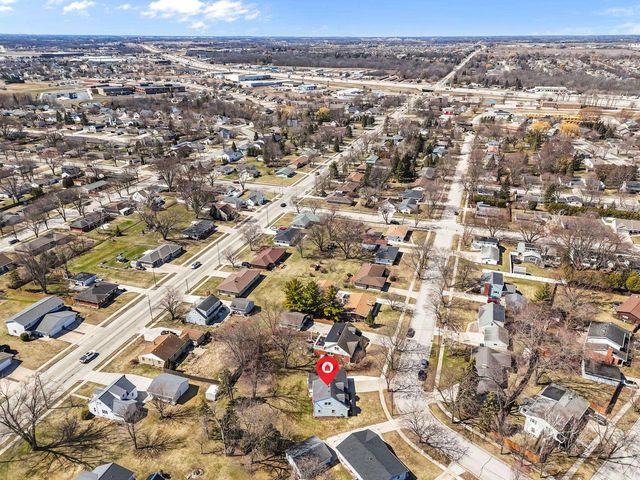 915 TWILIGHT DRIVE, De Pere, WI 54115