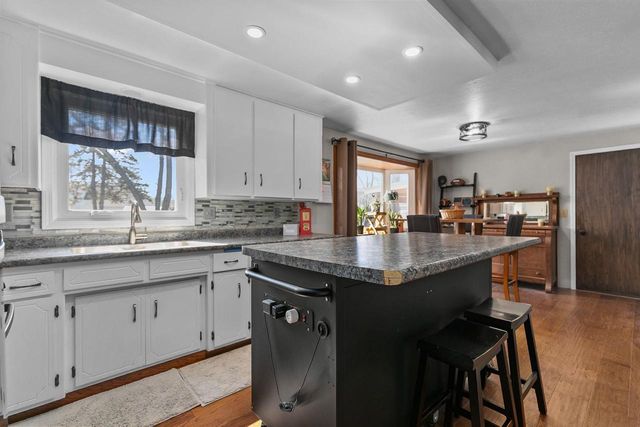 915 TWILIGHT DRIVE, De Pere, WI 54115