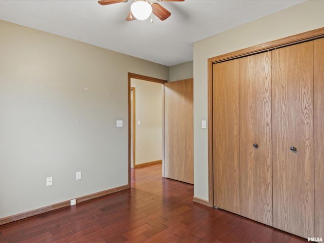 2424 Neil Street, Springfield, IL 62707