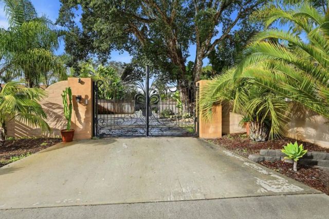 Tuttle Street, Carlsbad, CA 92008