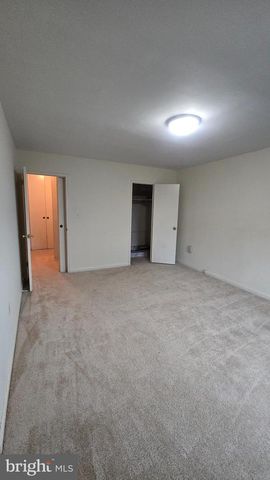 1200 S ARLINGTON RIDGE RD #403, Arlington, VA 22202