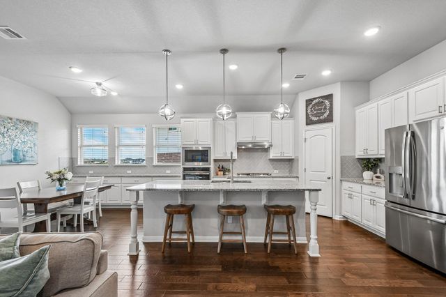 2805 Mossy Springs DR, Leander, TX 78641