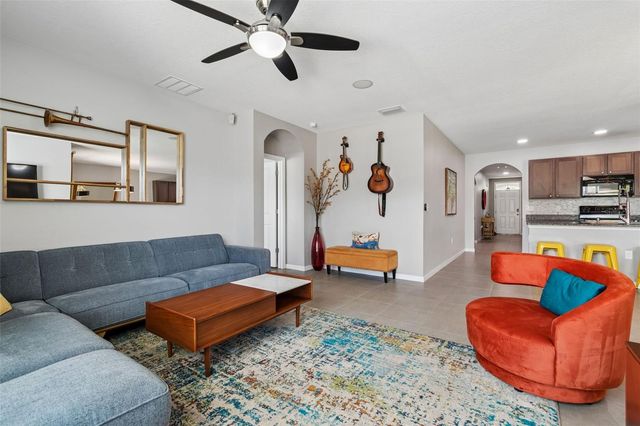 10004 WARM STONE STREET, Thonotosassa, FL 33592