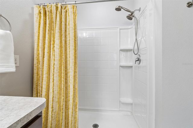 10004 WARM STONE STREET, Thonotosassa, FL 33592