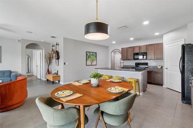 10004 WARM STONE STREET, Thonotosassa, FL 33592