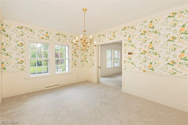 2528 Ashurst Road, University Heights, OH 44118