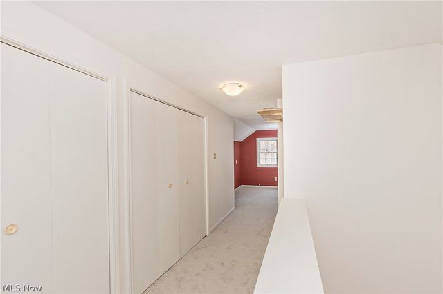 2528 Ashurst Road, University Heights, OH 44118