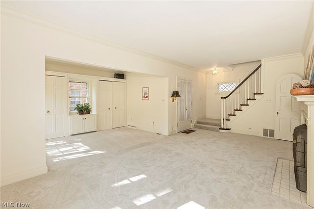 2528 Ashurst Road, University Heights, OH 44118