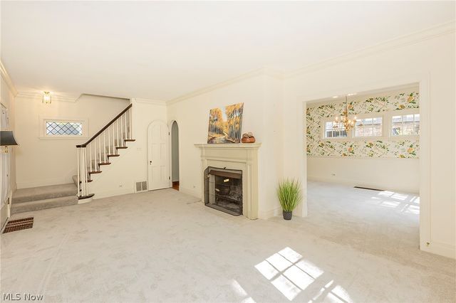 2528 Ashurst Road, University Heights, OH 44118