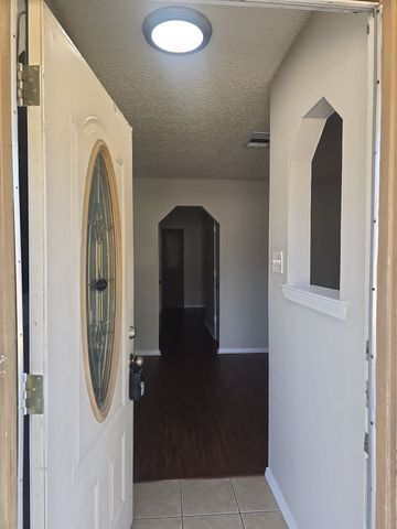 6620 Lyndale Drive, Watauga, TX 76148