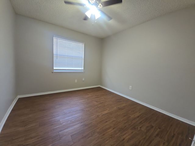 6620 Lyndale Drive, Watauga, TX 76148