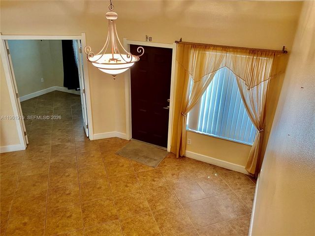 11115 W Okeechobee Rd 109, Hialeah Gardens, FL 33018