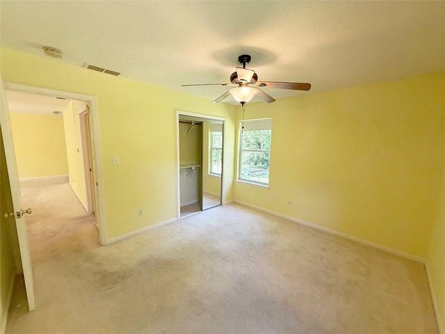1024 E Gudgell Avenue, Independence, MO 64055