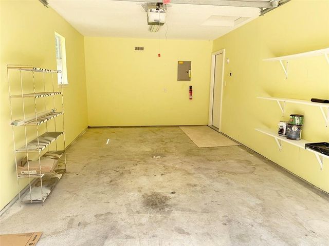 1024 E Gudgell Avenue, Independence, MO 64055