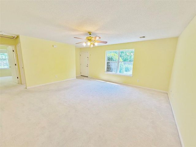1024 E Gudgell Avenue, Independence, MO 64055