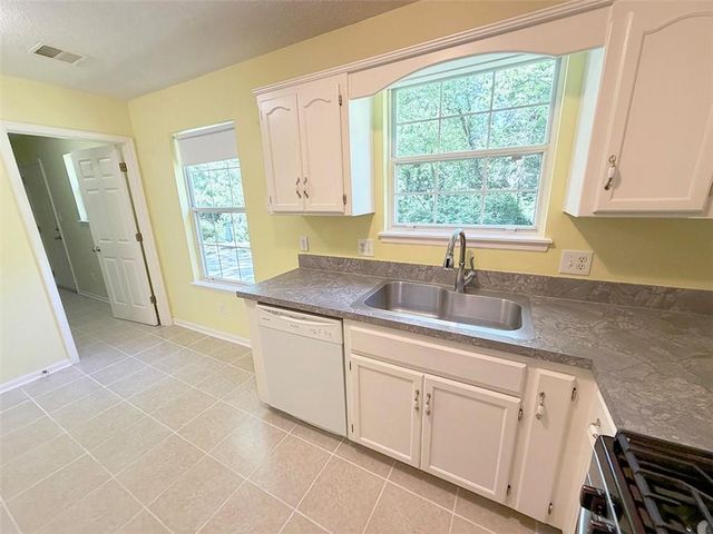 1024 E Gudgell Avenue, Independence, MO 64055