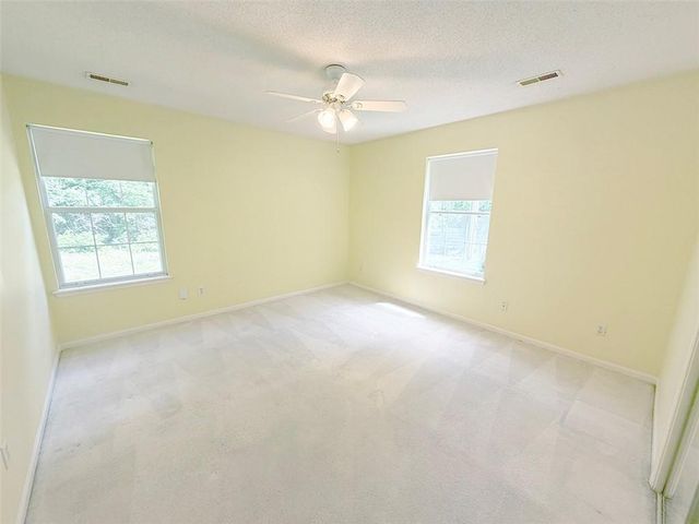 1024 E Gudgell Avenue, Independence, MO 64055